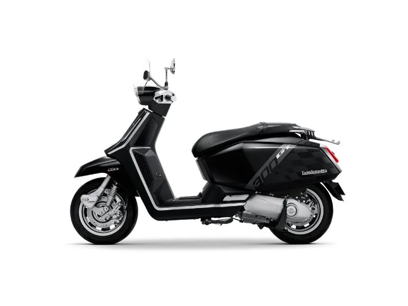 Lambretta X300 GT Super Black, perfil izquierdo