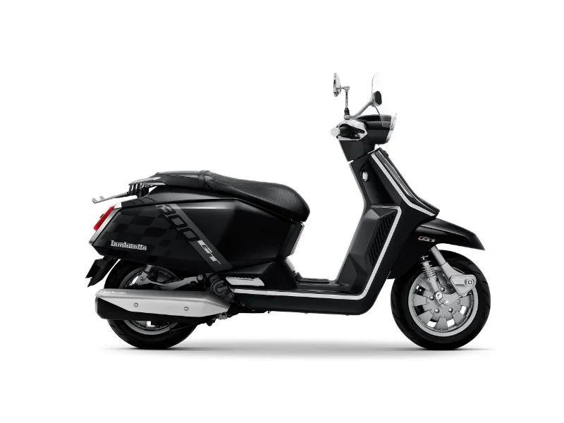 Lambretta X300 GT Super Black, perfil derecho